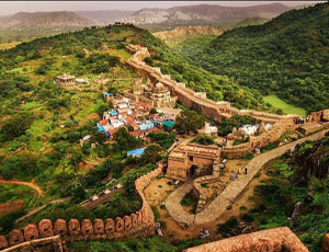 Striking Kumbhalgarh